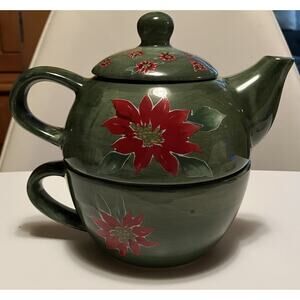 Stackable Teapot Tea For One 3 Piece Tea Set. Poinsettia Design. Vintage. Cute